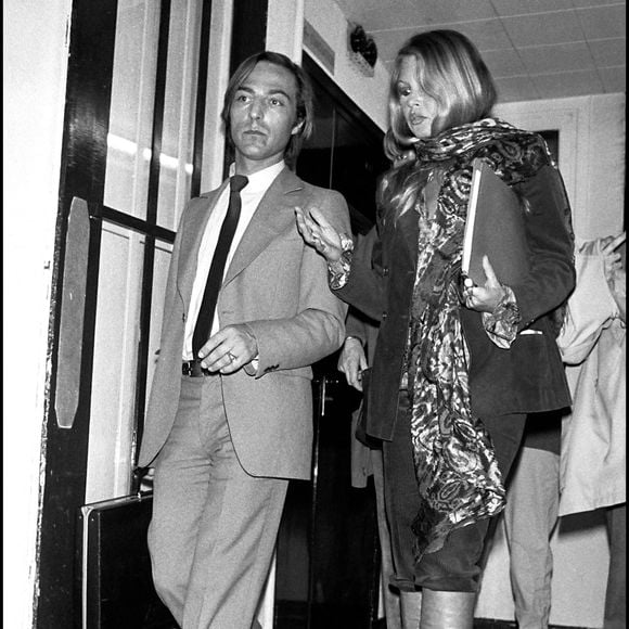 Le journaliste refusera d'épouser l'actrice. 

Brigitte Bardot et Allain Bougrain-Dubourg en 1981 © Aslan - Rindoff Bestimage