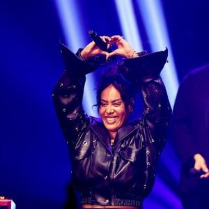 Amel Bent - Nouvelle édition du Foot-Concert organisé par le Réseau A.Ma.N.D./Huntington Avenir à la LDLC Arena à Lyon, le 11 Novembre 2024. © Dominique Jacovides/Bestimage