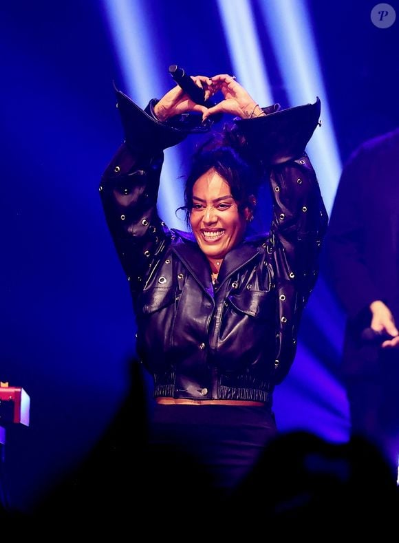 Amel Bent - Nouvelle édition du Foot-Concert organisé par le Réseau A.Ma.N.D./Huntington Avenir à la LDLC Arena à Lyon, le 11 Novembre 2024. © Dominique Jacovides/Bestimage