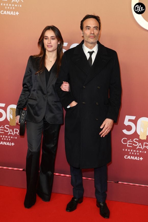 Anthony Delon et sa fille Liv - Photocall de la 50ème édition de la cérémonie des César à l'Olympia à Paris, France, le 28 février 2025 © Dominique Jacovides - Olivier Borde / Bestimage