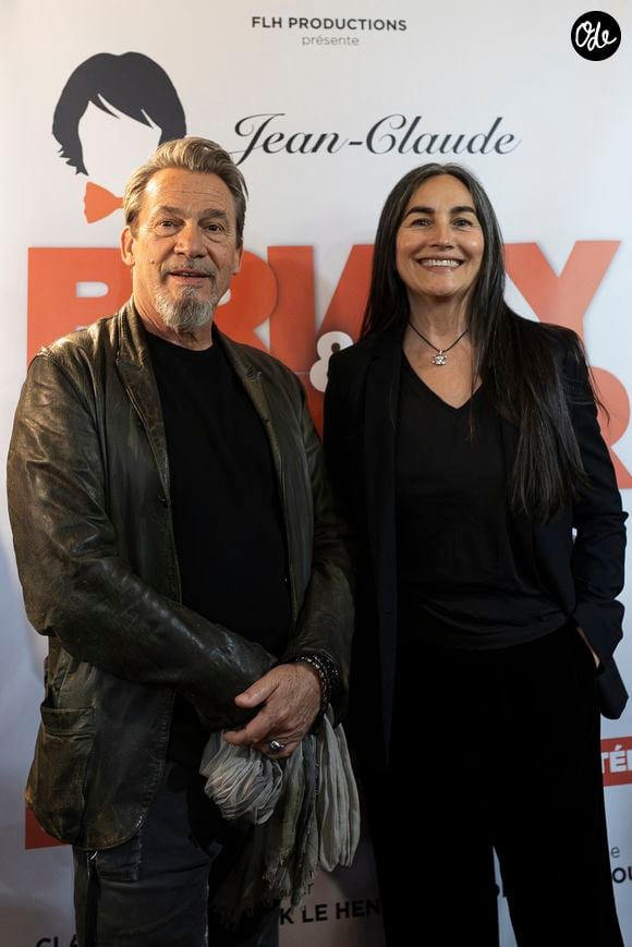 Semi Exclusif - Florent Pagny et sa femme Azucena Caamaño - Première de la pièce "Jean-Claude et Josephine, une histoire vraie jamais racontée" au théâtre de Passy à Paris le 16 septembre 2025. 

© Benjamin Babiz / Bestimage
