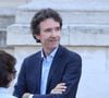 "Lucas Carton", "L’Auberge Bressane" et "Le Relais Louis XIII" doivent notamment rejoindre le portefeuille du groupe en 2026. 

Exclusif - Rachida Dati et Antoine Arnault - Arrivées aux obsèques du créateur de mode français spécialiste du maquillage Olivier Echaudemaison au cimetière du Père Lachaise, à Paris, France, le 17 aoîut 2026. © Denis Guignebourg/Bestimage