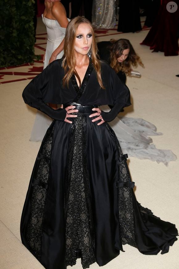 A sa mort, le couturier lui lègue 50% des parts de la marque

Met Gala 2018 célébrant l'ouverture de l'exposition Heavenly Bodies: Fashion and the Catholic Imagination, au Metropolitan Museum of Art à New York, le 7 mai 2018. © Charles Guerin / BestimageUSA