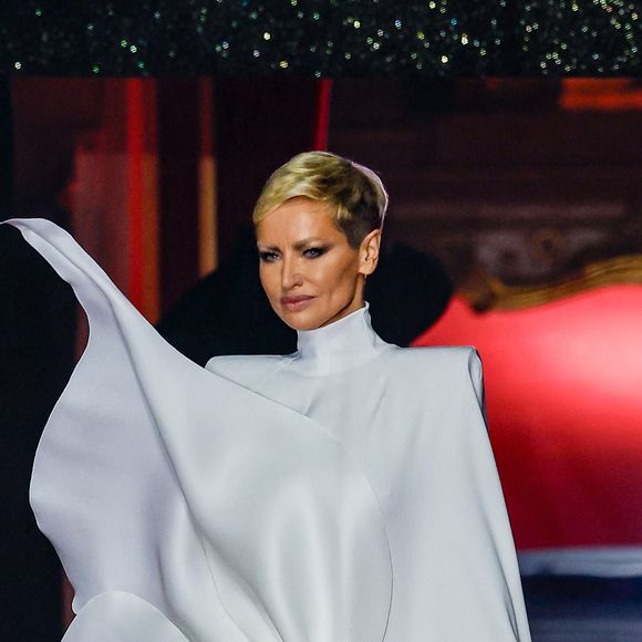 Adriana Karembeu a dévoilé une nouvelle coupe de cheveux très courte.

Adriana Karembeu - Défilé Stéphane Rolland "Collection Haute Couture Printemps/Eté 2026" lors de la Fashion Week de Paris (PFW) au Cirque d'Hiver Bouglione, à Paris, France. © Agence/Bestimage