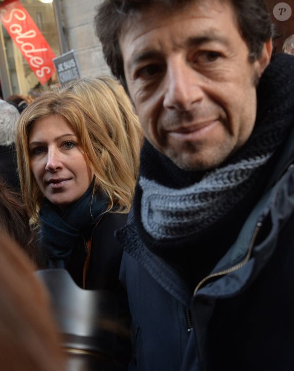 Patrick Bruel et Amanda Sthers - Marche républicaine pour Charlie Hebdo à Paris, suite aux attentats terroristes survenus à Paris les 7, 8 et 9 janvier. Paris, le 11 janvier 2015. (VEEREN / BESTIMAGE)