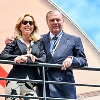 A Monaco, sortie très remarquée pour les parents de Maria Carolina de Bourbon des Deux-Siciles
