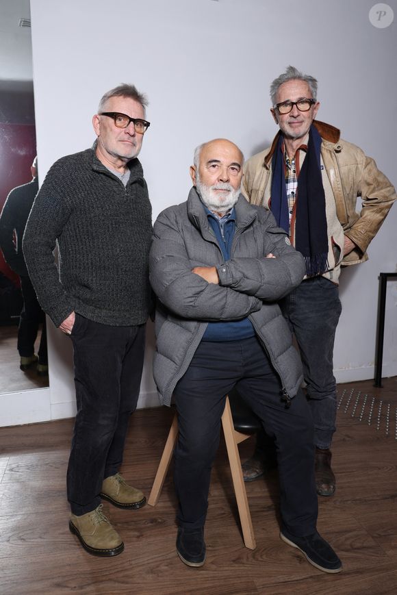 Exclusif - Close-up avec Bruno Moynot, Gérard Jugnot et Thierry Lhermitte en backstage de la projection du film "Le Père Noël est une ordure" au cinéma Mac Mahon à Paris, à l'occasion de la sortie du livre "Le Splendid par Le Splendid". Paris, le 15 décembre 2024.
© Denis Guignebourg/Bestimage