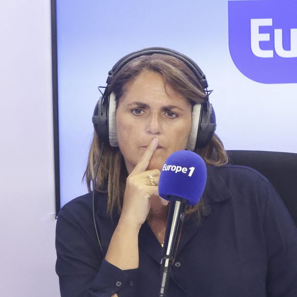 Valérie Benaïm s'est absentée plusieurs semaines de l'antenne.

Exclusif - Valérie Benaim sur le plateau de l'émission "On marche sur la tête", diffusée en direct à la radio.
© Jack Tribeca / Bestimage