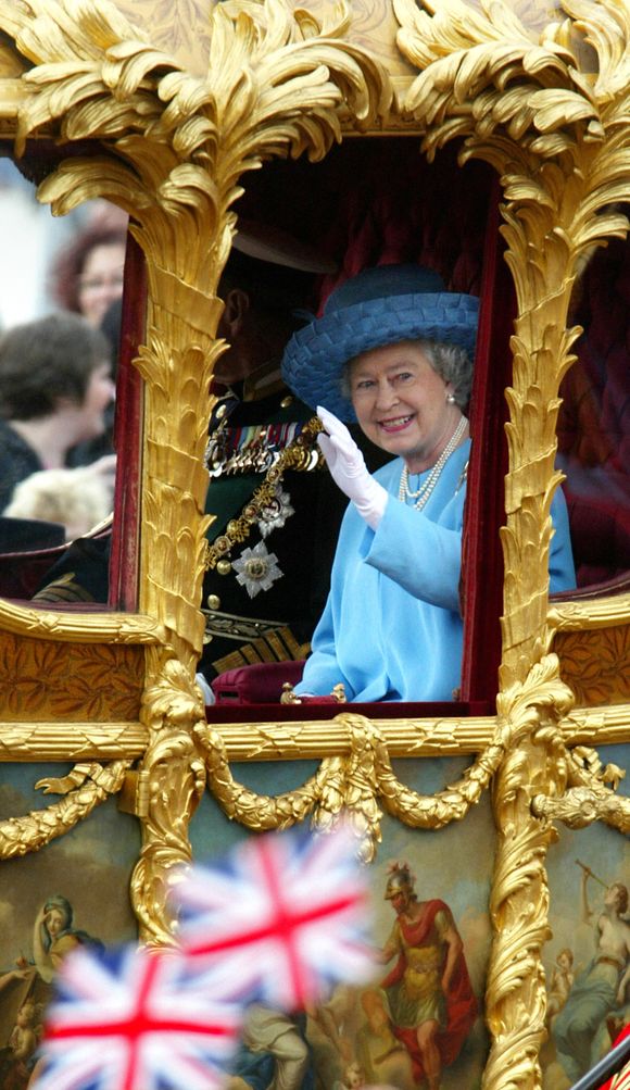 La maison Floris a créé une eau de toilette inspirée des jardins royaux.

 La reine Elizabeth II d'Angleterre est décédée à l'âge de 96 ans, après 70 ans de règne, dans son château de Balmoral, le 8 septembre 2022.
PA Photo/ Bestimage