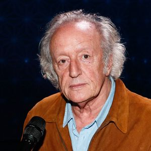 Il serait placé en soins intensifs et souffrirait notamment d’un pneumothorax

Exclusif - Didier Barbelivien - Backstage - Enregistrement de l'émission "La boîte à secrets N°18" à Paris, présentée par Faustine Bollaert et diffusée le 12 janvier 2024 sur France 3 © Christophe Clovis / Bestimage