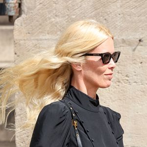 Claudia Schiffer - Arrivées aux obsèques de Mathilde Favier en l'église Saint-Sulpice à Paris le 31 aout 2026. © Dominique Jacovides-Cyril Moreau/Bestimage