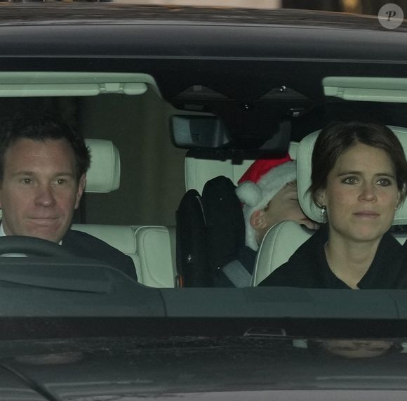 La princesse Eugenie d'York et son mari Jack Brooksbank - Les membres de la famille royale assistent à un déjeuner de Noël au palais de Buckingham à Londres, Royaume-Uni, le 19 décembre 2024.  (Julien Burton / Bestimage).