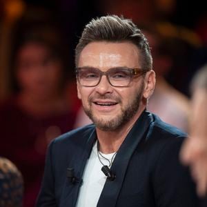 Exclusif - Jeanfi Janssens lors de l'enregistrement de l'émission "Famille je vous aime" présentée par Michel Drucker et qui sera diffusée le vendredi 29 mai sur France 3, à Paris, France, le 4 décembre 2025. © Gaffiot-Perusseau/Bestimage