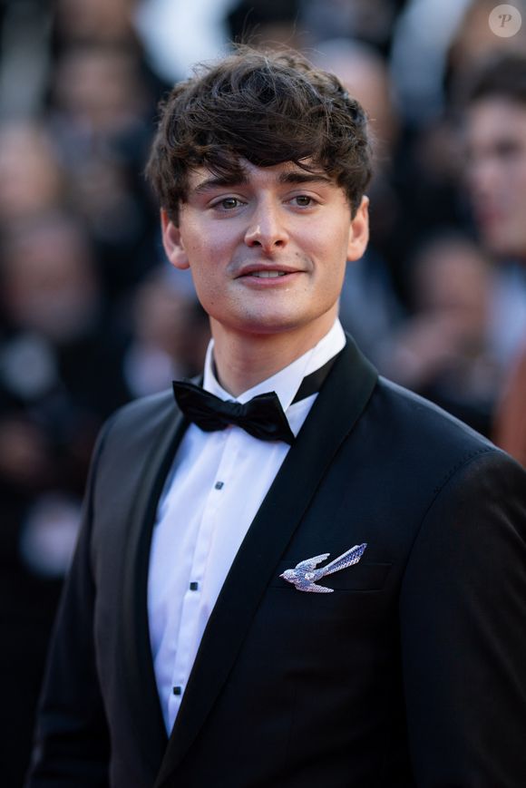Noah Schnapp - Montée des marches du film " El Ser Querido " lors du 79ème Festival International du Film de Cannes, le 16 mai 2026. © Jacovides-Moreau / Bestimage