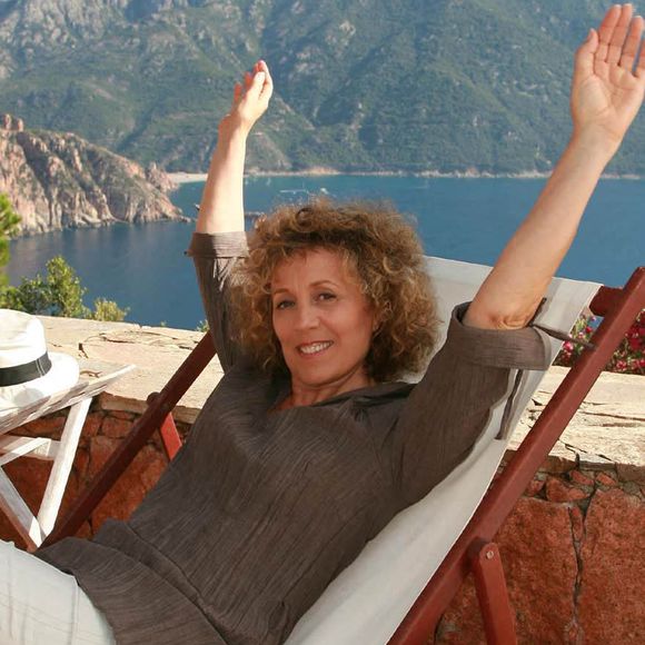 Mireille Dumas : Sa maison dans un petit coin de paradis classé au patrimoine mondial de l’Unesco, "Je deviens injoignable pendant six semaines"

Mireille Dumas, à Porto, en Corse. Photo by Max Colin/ABACAPRESS.COM