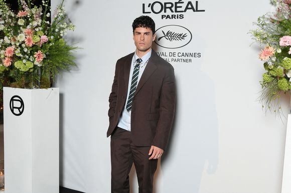 Parmi les invités présents, Baptiste Giabiconi avait aussi fait le déplacement.

Baptiste Giabiconi au dîner L'Oréal Paris en l'honneur des femmes du cinéma lors du 78ème Festival International du Film de Cannes, le 14 mai 2025. 

Photo : Lionel Urman / Bestimage