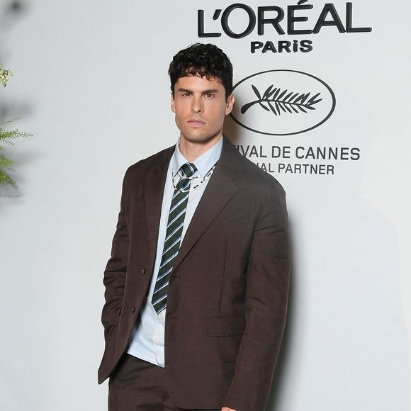 Parmi les invités présents, Baptiste Giabiconi avait aussi fait le déplacement.

Baptiste Giabiconi au dîner L'Oréal Paris en l'honneur des femmes du cinéma lors du 78ème Festival International du Film de Cannes, le 14 mai 2025. 

Photo : Lionel Urman / Bestimage