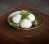 La mozzarella et la burrata sont les fromages stars des repas d'été.

Mozzarella et burrata, qu'est-ce que ça vaut vraiment ?