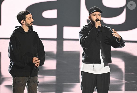 Bigflo et Oli lors de la 38ème cérémonie des Victoires de la musique à la Seine musicale de Boulogne-Billancourt, France, le 10 février 2023. © Coadic Guirec/Bestimage