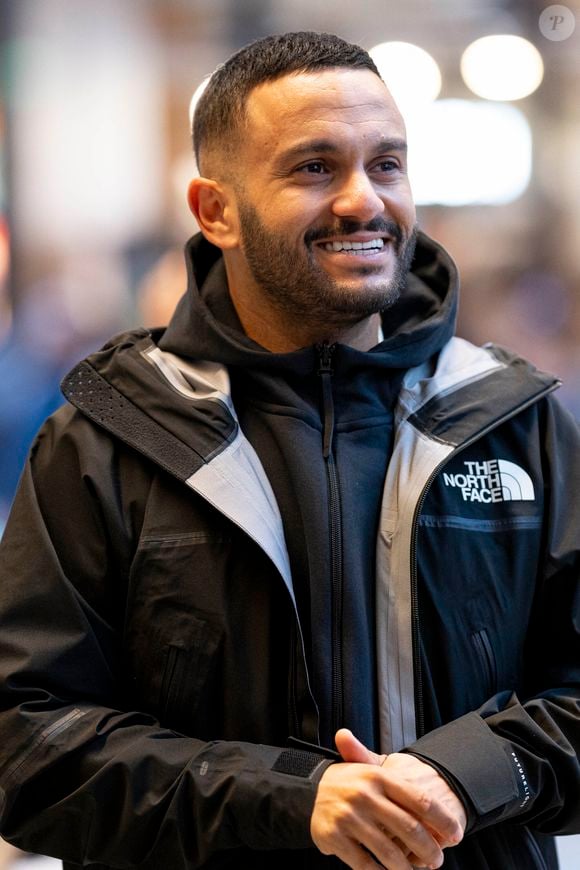 Désormais, il ne participera plus à aucun projet financé par le groupe Canal+

Exclusif - Malik Bentalha - Match Team Mont de Marsan Vs Team UNICEF France au stade André et Guy Boniface à Mont de Marsan le 23 mars 2024.
© Pierre Perusseau / Bestimage