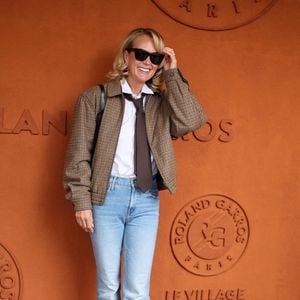 Laeticia Hallyday au village lors des Internationaux de France de Tennis de Roland Garros 2025, à Paris, France, le 6 juin 2025. © Jacovides-Moreau/Bestimage