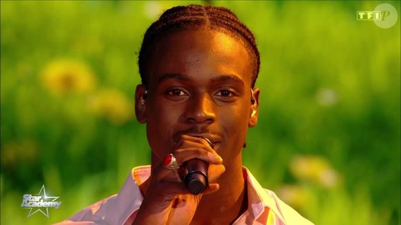 Capture d'écran de la "Star Academy 2025" lors du premier prime le 18 octobre 2025 sur TF1