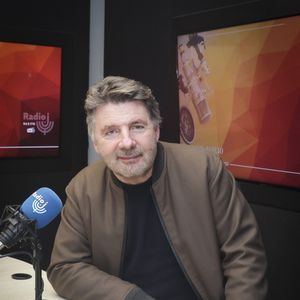 Exclusif - Philippe Lellouche lors de l'enregistrement de l'émission de radio "CS Cohen" sur Radio J à Paris. Le 18 décembre 2023
© Jack Tribeca / Bestimage