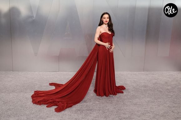 Dove Cameron lors de la Vanity Fair Oscar Party 2026, organisée à l’occasion de la 98e cérémonie des Oscars, le 15 mars 2026 à Los Angeles. La soirée, organisée par Mark Guiducci, s’est tenue aux David Geffen Galleries du Los Angeles County Museum of Art (LACMA), dans le quartier de Miracle Mile.

Backgrid USA / Bestimage