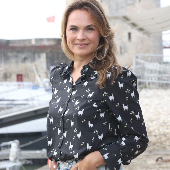 Mélanie Maudran au photocall de la série "Un si grand soleil" lors de la 23ème édition du Festival de la Fiction tv de la Rochelle 2021 le 18 septembre 2021. © Jean-Marc Lhomer / Bestimage