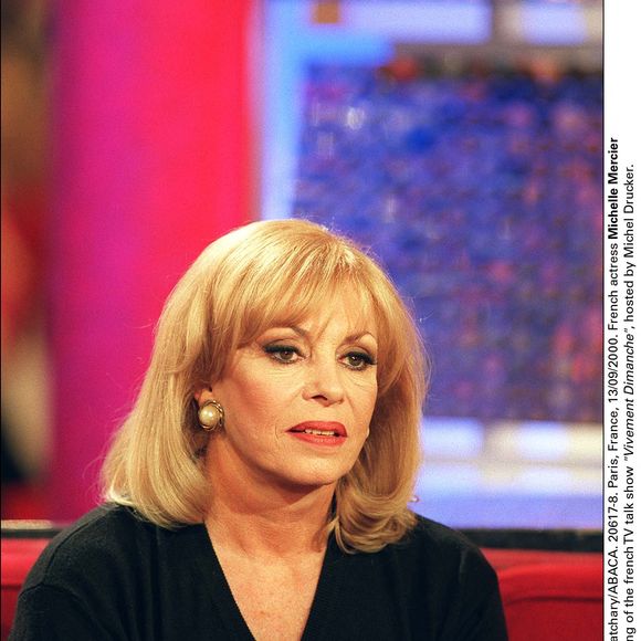 L'actrice française Michèle Mercier pendant l'enregistrement de l'émission Vivement Dimanche, animée par Michel Drucker. © Jean Jacques Datchary/ABACA.