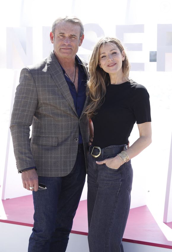 Diffusée depuis 2011, la fiction portée par Hélène Rollès, Patrick Puydebat ou encore Elsa Esnoult devait s’arrêter à la fin de l’année. Un véritable coup de massue pour les fans

Laure Guibert et Tom Schacht (Les mystères de l'Amour) lors du photocall de 'CanneSeries ' Saison 6 au Palais des Festivals de Cannes le 15 Avril 2023. 

© Denis Guignebourg/Bestimage