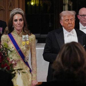 Kate Middleton a fait l'unanimité lors du dîner organisé au château de Windsor.

Donald J. Trump (président des Etats-Unis) et la Première dame Melania Trump, le roi Charles III d'Angleterre et Camilla Parker Bowles, reine consort d'Angleterre, le prince William, prince de Galles, et Catherine (Kate) Middleton, princesse de Galles, lors du banquet d'Etat au chateau de Windsor en l'honneur de la visite officielle de président Donald Trump et de la Première dame Melania. © PA Photo / Bestimage