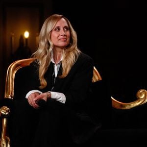 Lara Fabian lors de l'enregistrement de l'émission "Serge Lama, le dernier rappel" présentée par F. Bollaert, diffusée le vendredi 21 novembre 2025 sur France 3 à 21h10, au théâtre Marigny à Paris, France, le 29 avril 2025. © Clovis-Moreau/Bestimage