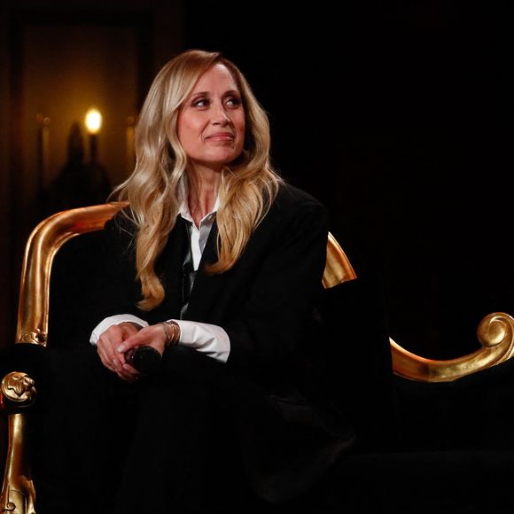 Lara Fabian lors de l'enregistrement de l'émission "Serge Lama, le dernier rappel" présentée par F. Bollaert, diffusée le vendredi 21 novembre 2025 sur France 3 à 21h10, au théâtre Marigny à Paris, France, le 29 avril 2025. © Clovis-Moreau/Bestimage