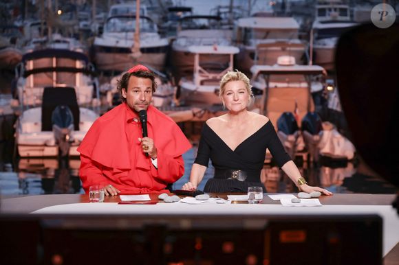 Exclusif - Bertrand Chameroy, Anne-Elisabeth Lemoine - Plateau de l'émission "C à vous" lors du 78ème Festival International du Film de Cannes le 15 mai 2025. © Jack Tribeca / Bestimage