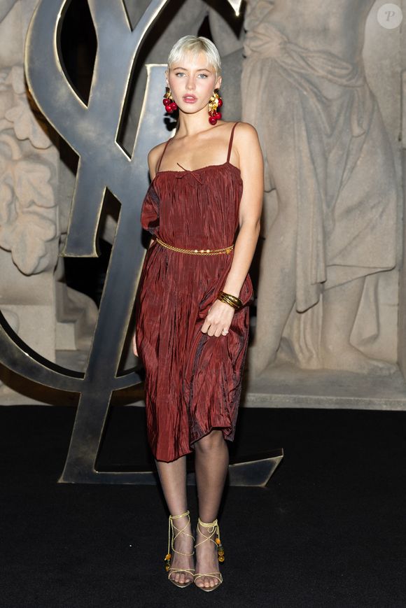Iris Law - Photocall du défilé Saint Laurent "Collection Femme Prêt-à-Porter Automne/Hiver 2026-2027" lors de la Fashion Week de Paris, le 3 mars 2026

© Cyril Moreau / Bestimage