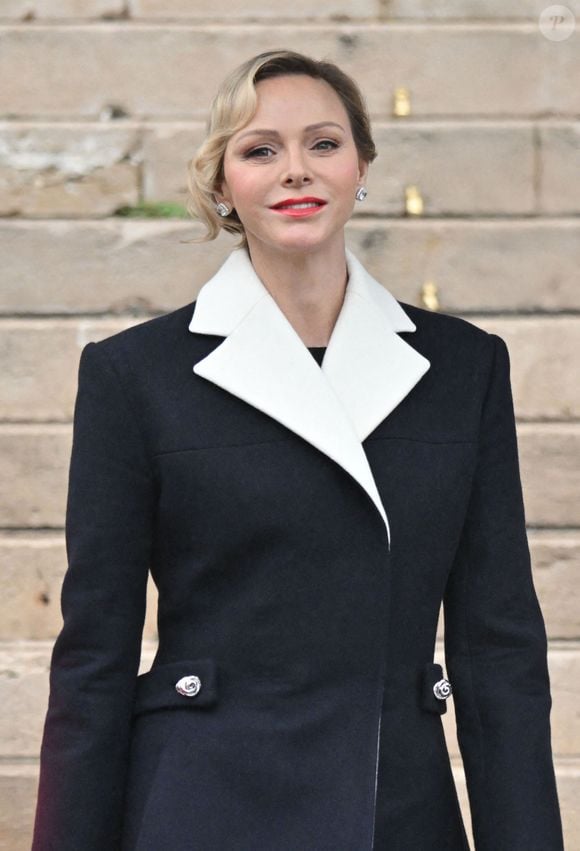 Le prince Albert II de Monaco et la princesse Charlene assistent à la messe pontificale dans le cadre de la célébration de la Sainte Devote, sainte patronne de Monaco, à Monaco . © Bruno Bebert / Bestimage
