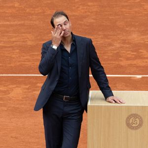 Hommage à Rafael Nadal lors des Internationaux de France 2025 à Roland Garros le 25 mai 2025 à Paris, France. Photo par Nasser Berzane/ABACAPRESS.COM