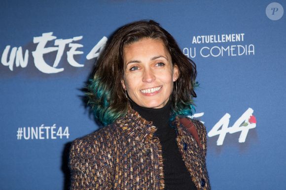 Adeline Blondieau arrive au photocall du spectacle musical Un Été 44 au Comedia a Paris, France le 9 novembre 2016. Photo by Nasser Berzane/ABACAPRESS.COM