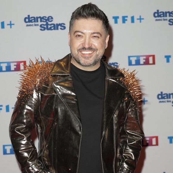 Chris Marques - Photocall de lancement de la saison 2026 de "Danse avec les stars" (DALS) au siège de TF1 à Boulogne-Billancourt le 18 décembre 2025. © Coadic Guirec/Bestimage