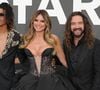 En effet, le mannequin allemand et son époux Tom Kaulitz ont décidé de lui offrir une Ferrari 430

Heidi Klum, son fils Henry Samuel et Tom Kaulitz - Photocall du gala « amfAR 2026 by Chopard » à l'Hôtel du Cap-Eden-Roc à Antibes, lors du 79ème Festival International du Film de Cannes. © Lucia Sabatelli/Bestimage)