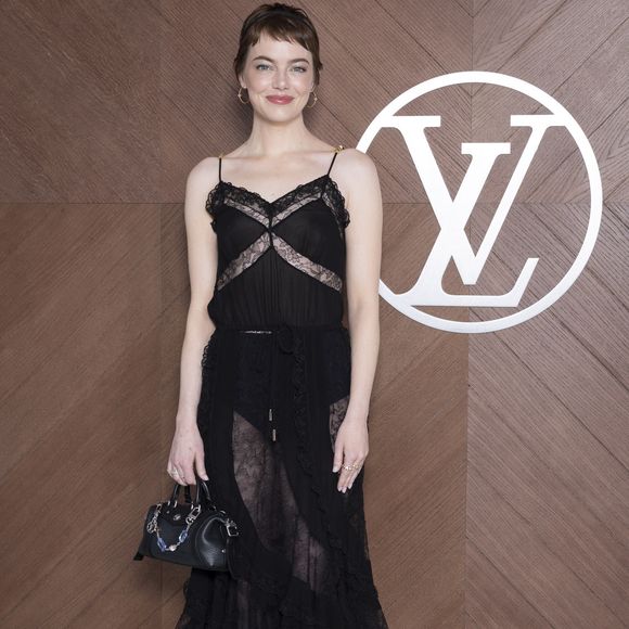Emma Stone - Photo Call pour Le Défilé « Vuitton »Collection Prêt-à-Porter Automne/Hiver 2025-2026" lors de la Fashion Week de Paris (PFW), le 10 mars 2025. © Olivier Borde /Bestimage