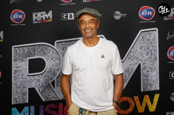 Yannick Noah - Photocall du concert RFM Music Show sur le parvis de l'Hôtel de Ville de Levallois Perret. Le 18 juin 2022.  © Christophe Clovis / Bestimage