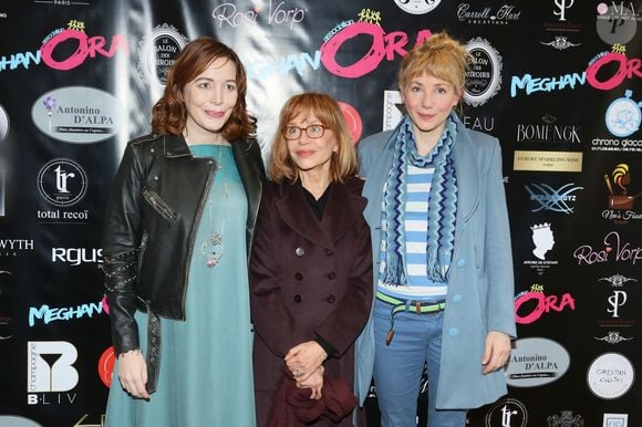 Elise Depardieu, Elisabeth Depardieu et sa fille Julie Depardieu - Photocall du défilé au profit de l'association Meghanora au Salon des Miroirs à Paris, le 20 février 2016. © CVS/Bestimage