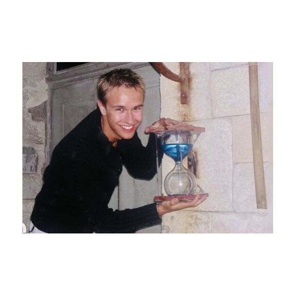Cyril Féraud prend le relais de Olivier Minne et va animer l'émission "Fort Boyard". Capture d'écran Instagram
