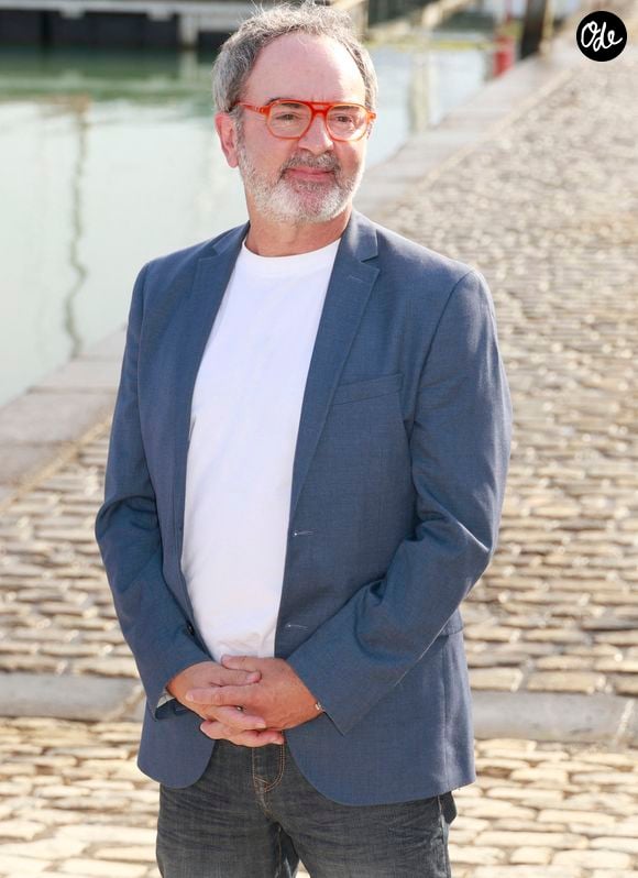 "Je jouais Napoléon dans un téléfilm et j'ai eu un coup de coeur très vite pour elle en l'apercevant"

Bruno Solo de la série Nouveau jour 
La 27e édition du Festival de la Fiction de La Rochelle, vendredi 19 eptembre 2025. © Christophe Aubert via Bestimage