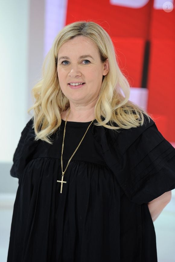 Hélène Darroze - Enregistrement de l'émission "Vivement Dimanche" présentée par M.Drucker et diffusée le 30 juin sur France 2. Le 5 juin 2019 © Guillaume Gaffiot / Bestimage