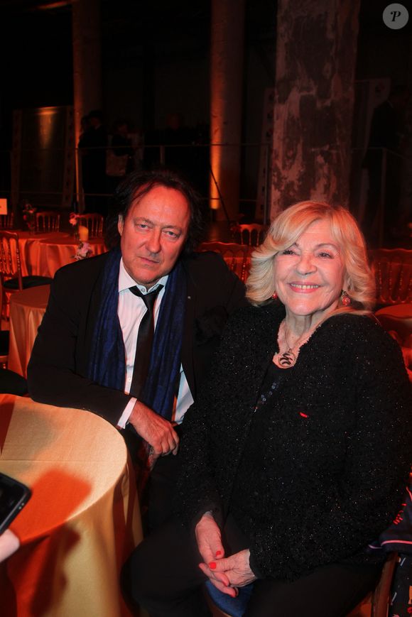 Nicoletta et son mari Jean-Christophe Molinier -  31ème Gala de l’Espoir donné au profit de la recherche contre le cancer au théâtre des Champs-Elysée à Paris le 14 octobre 2025. © Philippe Baldini/Bestimage