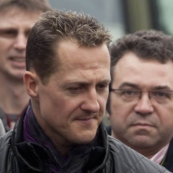 Cette dernière aurait fourni les documents aux trois accusés

Archives - Michael Schumacher.