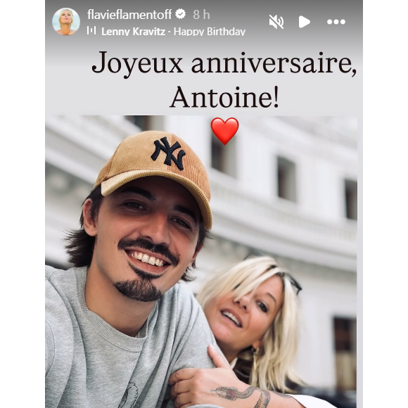 Auprès de Gala, Antoine Flament se livre comme rarement.

Flavie Flament fête le 30e anniversaire de son fils Antoine Flament.